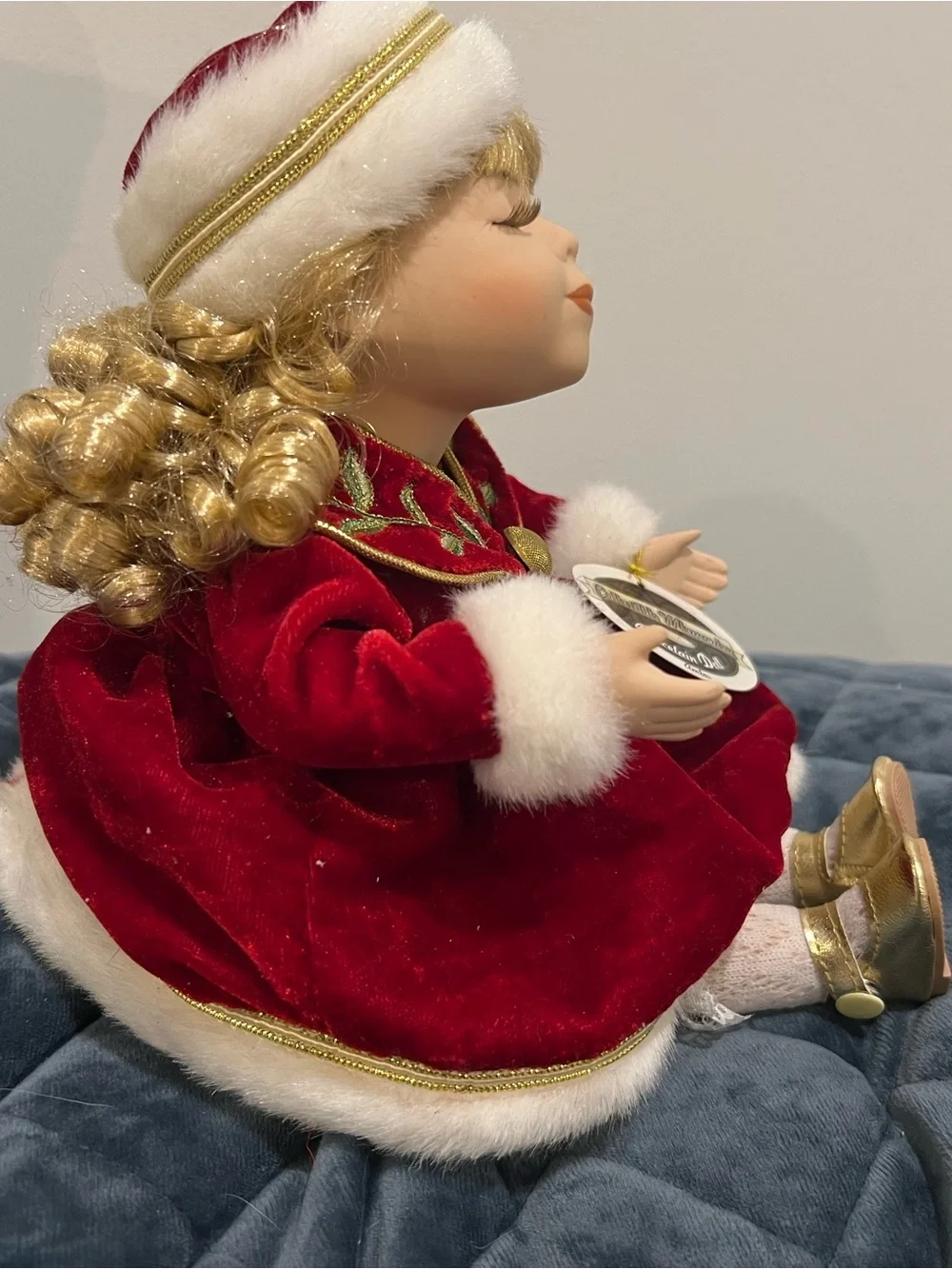 Dan Dee Porcelain Wind Up Animated Musical Doll - “Amber”